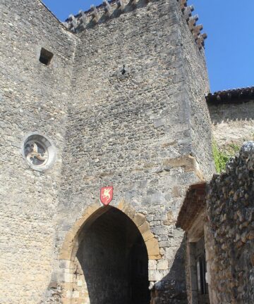 Private Guide PÉROUGES