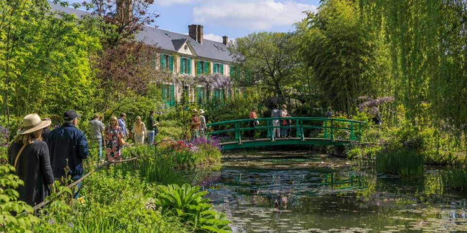 Monets house giverny in a day trip